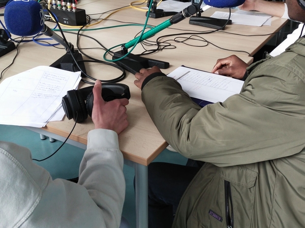 radio2