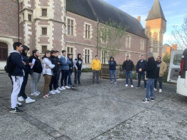 Chateau de Gien term geo 2